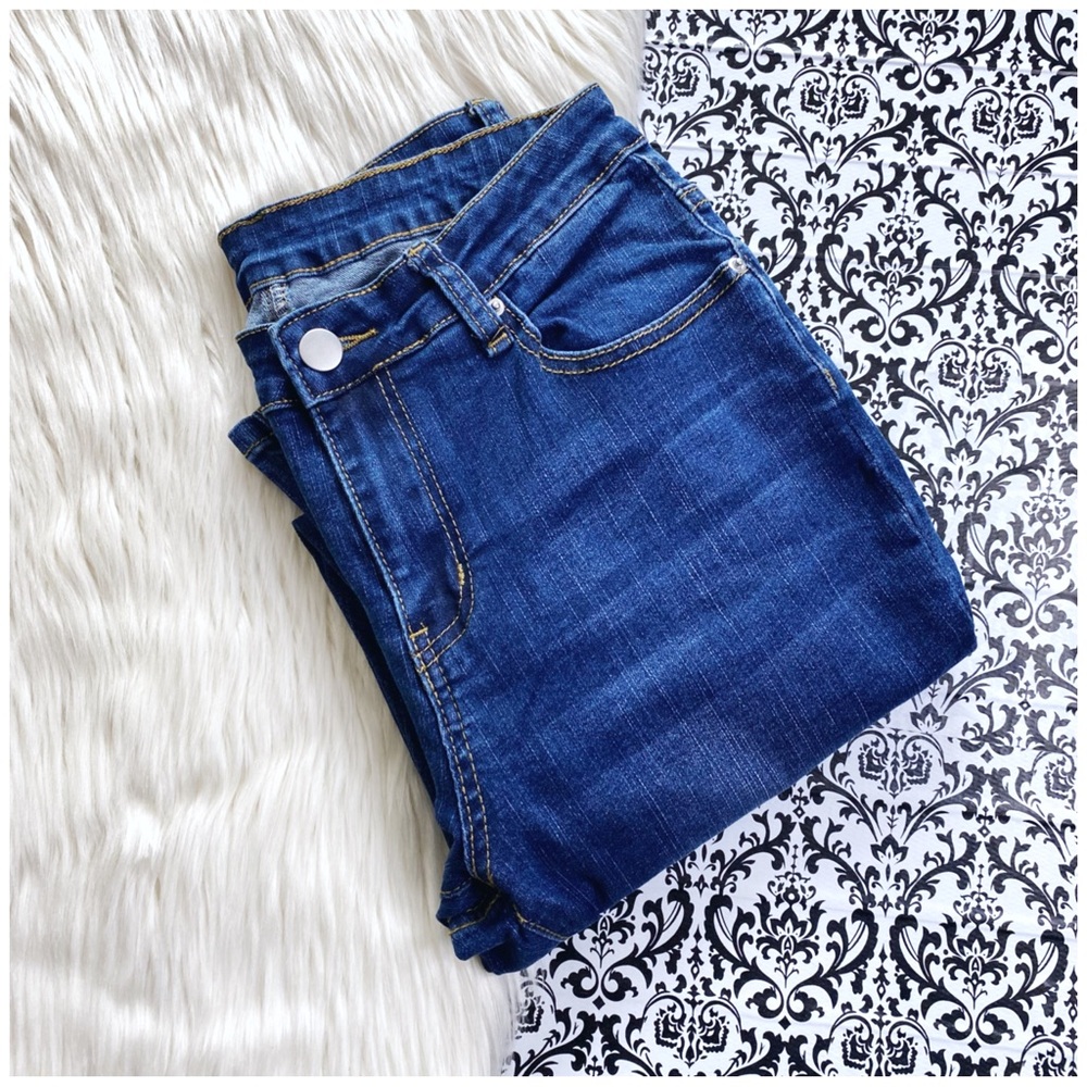 Shein : size : M : regular wash casual blue denim skinny jeans